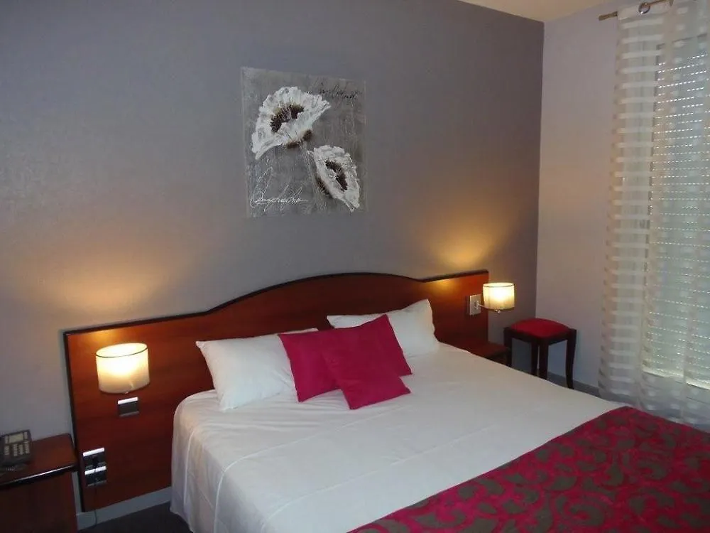Hotel Les Mesanges Saint-Martin-dʼUriage